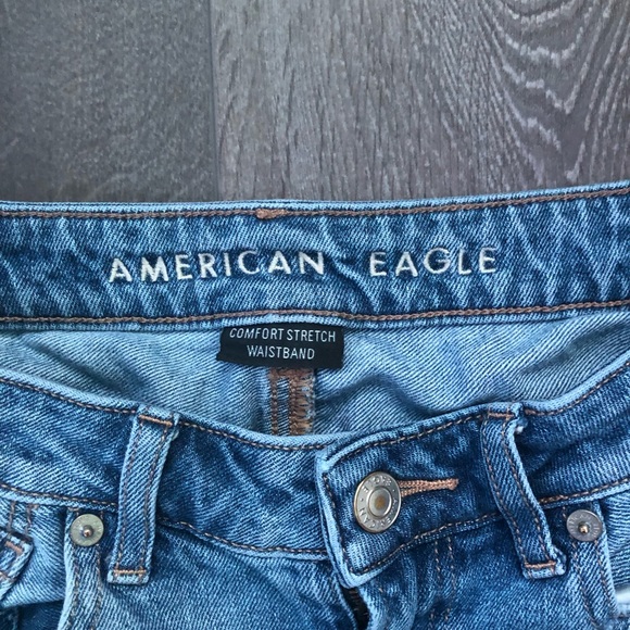 Distressed mom jeans - Picture 4 of 4